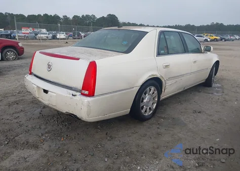 2008 Cadillac Dts 1Sc z USA, uszkodzony, nr VIN 1G6KD57Y18U197399